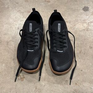 Airhas barefoot running shoe